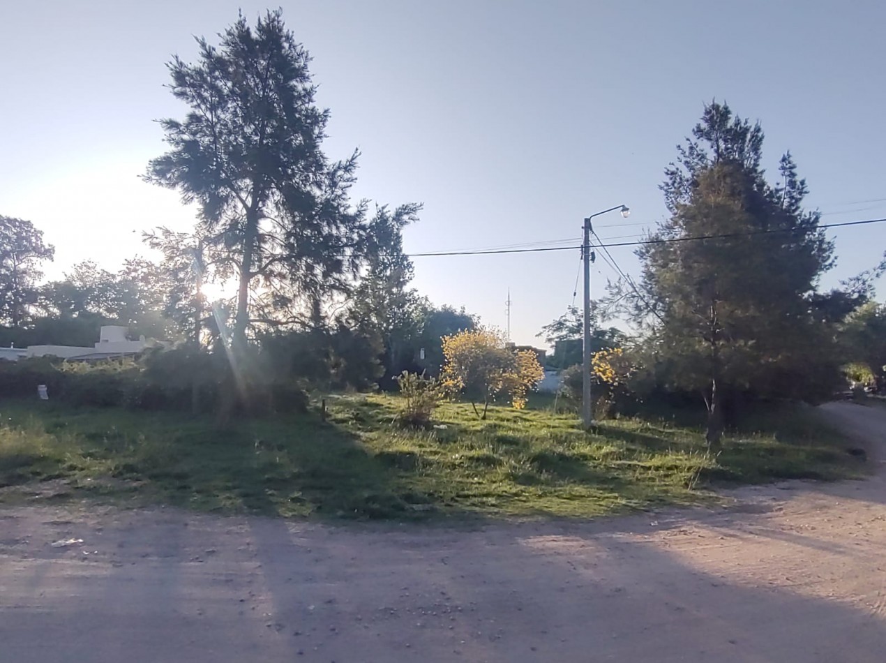 Lotes en Barrio "Los Troncos"