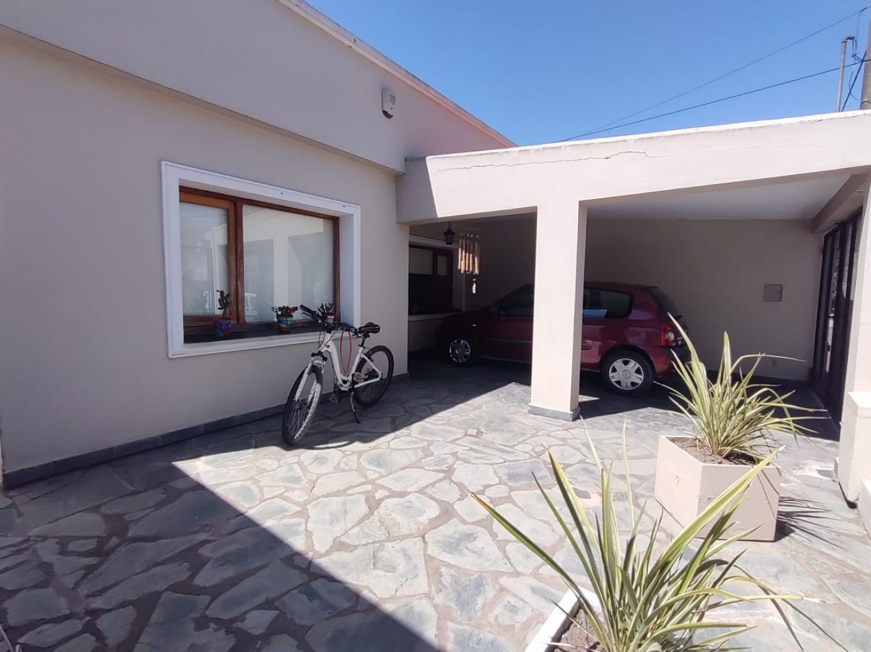 Casa en venta Calle Alberdi Esq. Sarmiento