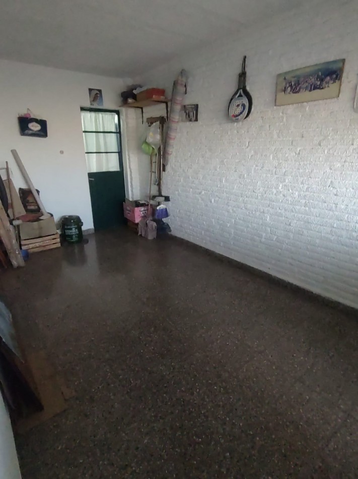 Casa sobre Av. Moreno