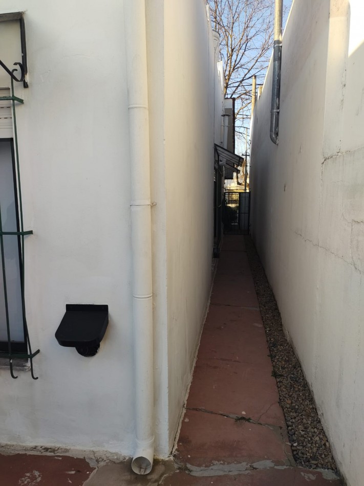 Casa sobre Av. Moreno