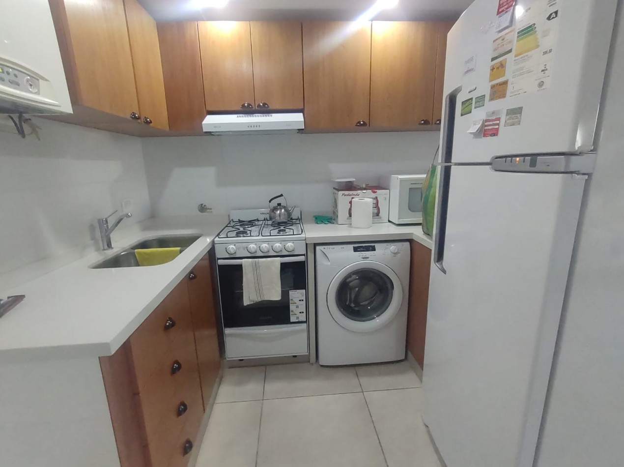 Venta de excelente departamento