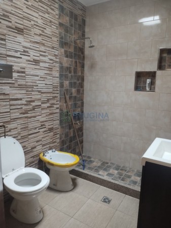 Venta de Casa en calle Estrada esquina Yrigoyen